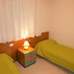 דירה Bright Flat With Large Balcony In