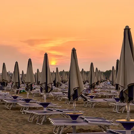 Bright Flat With Large Balcony In Apartment Bibione